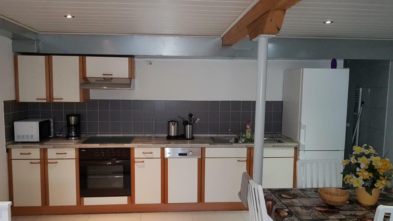 Ferienwohnung/Monteurzimmer Auf Dem Bauernhof Moerlenbach Bagian luar foto